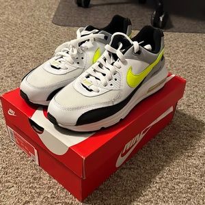 NWT boys Nike Air Max Wright GS